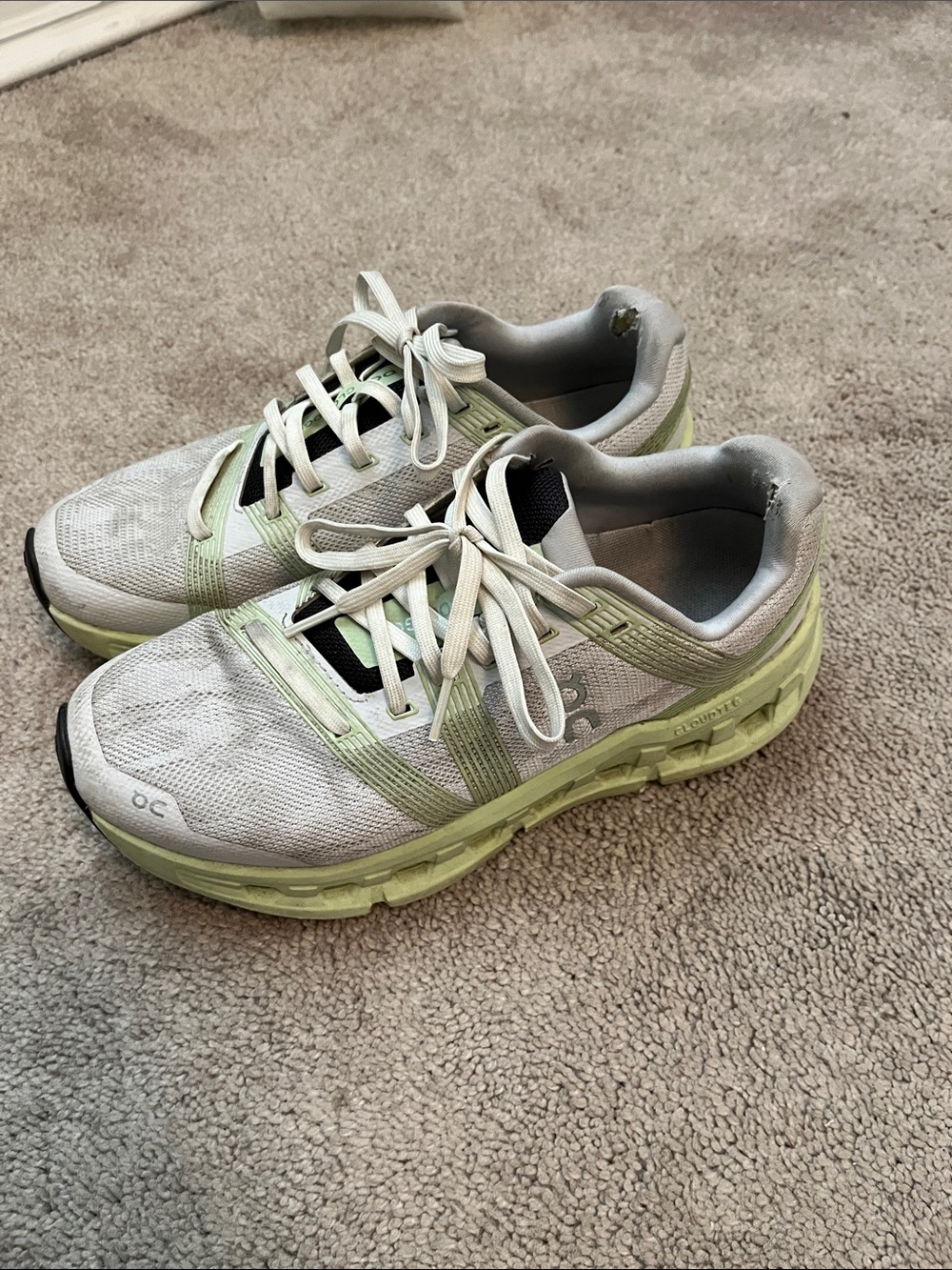 On CloudGo Running Shoes